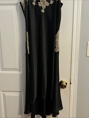 Jones New York Black Satin Chemise with Champagne Lace Trim